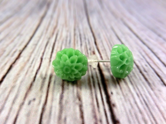 Preview: Ohrstecker Blume Harz Cabochon Aster Chrysantheme